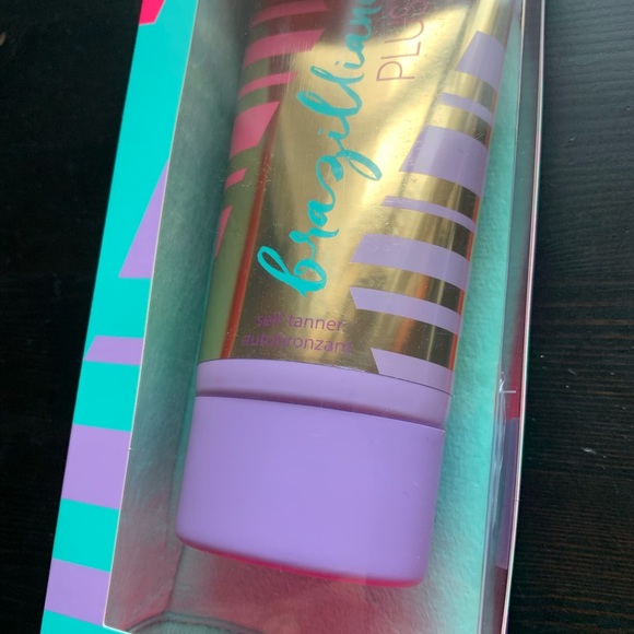 Self Tanner - Picture 4 of 4